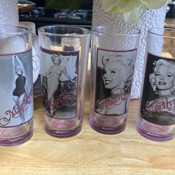 Dining Marilyn Monroe Drinking Glasses Never Used Out Of Box Poshmark